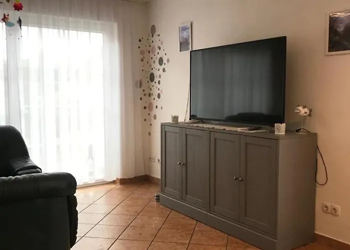 Feha 30 Delphin In Ruhiger Lage *